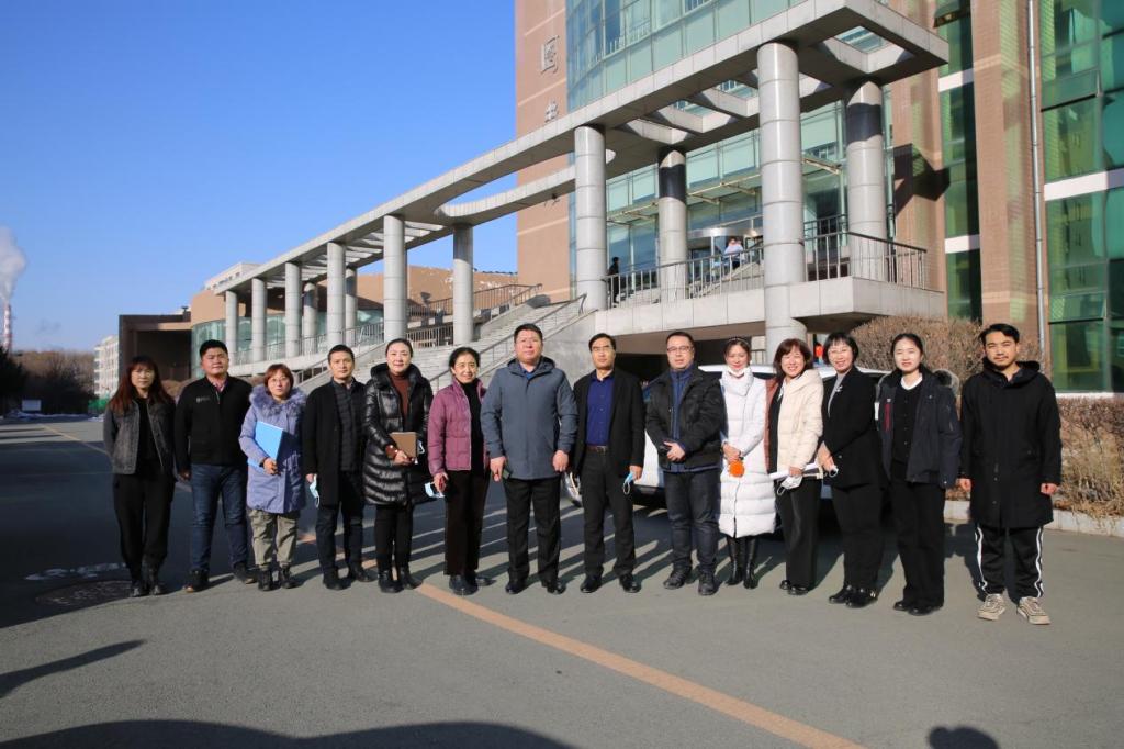 長春經開區工信局領導蒞臨我校指導創業孵化基地工作，共促校企協同發展